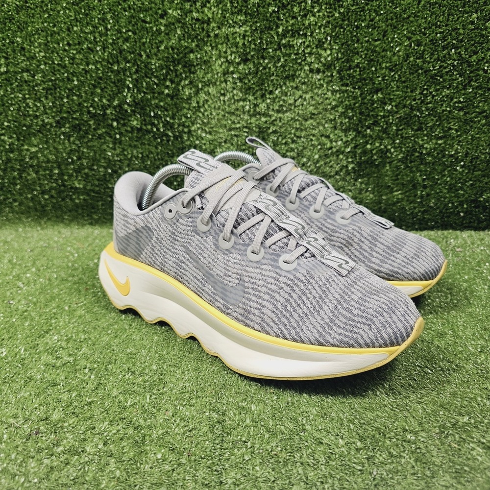 Nike Motiva Light Smoke Grey Saturn Gold Athletic Sneakers DV1237-005 Mens 9.5
